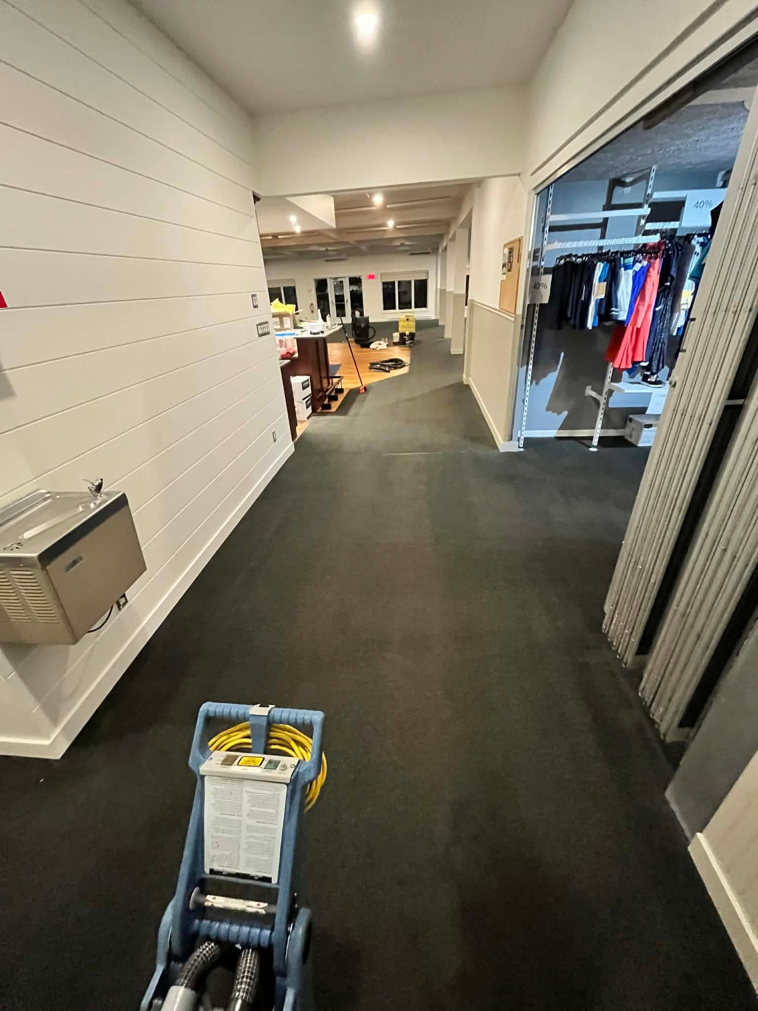Après — Tapis — corridor